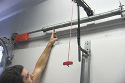 Metro Garage Doors Kennedale, TX 817-374-4625 - spr-cont-gdr-19m